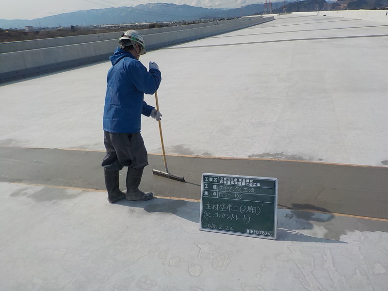 東海環状自動車道　高架橋上部工事