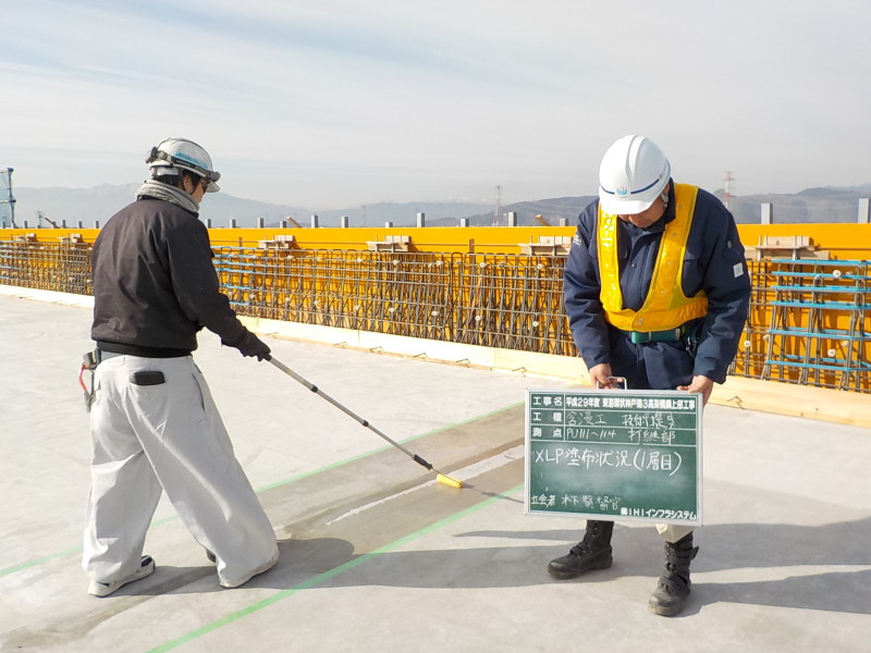 東海環状自動車道　高架橋上部工事