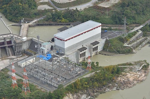 東北電力　鹿瀬発電所大規模改修工事