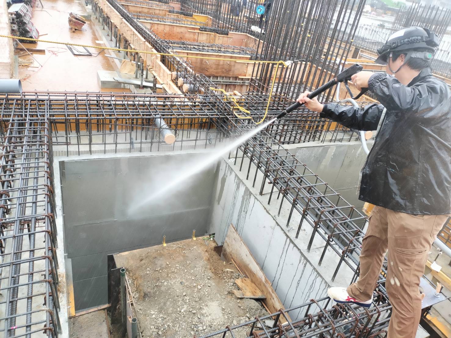 越谷市立小中一貫校(仮称)蒲生学園新校舎建設工事